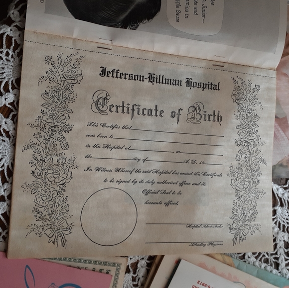 Lot of 1950s baby ephemera and Little Boy Blue warming bowl. - Picture 16 of 16